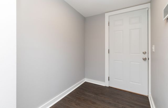 303 W 5th Street S, Newton, IA 50208