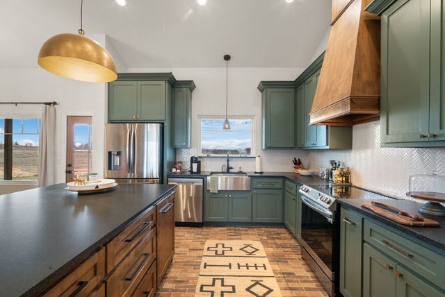 800 Fox Road, Millsap, TX 76066