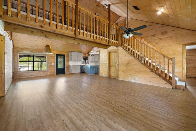 571 Balch RD, Elgin, TX 78621