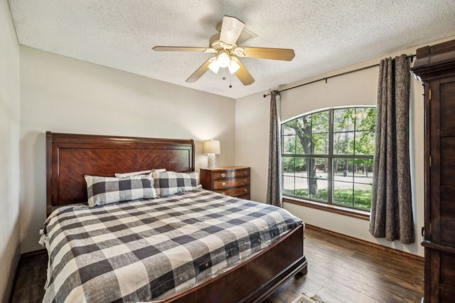216 Eastwood Drive, Southlake, TX 76092