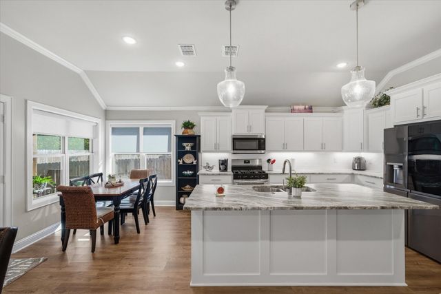 10059 Dayspring Drive, Flint, TX 75762