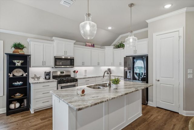 10059 Dayspring Drive, Flint, TX 75762