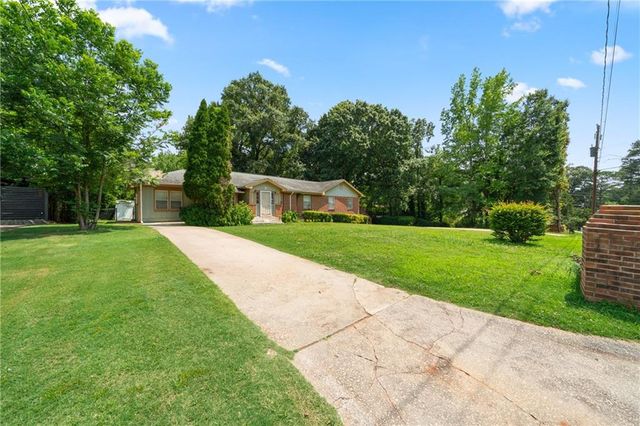 2205 Loring Court, Decatur, GA 30032
