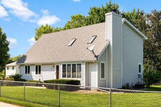 1500 Manchester Crossing, Waunakee, WI 53597