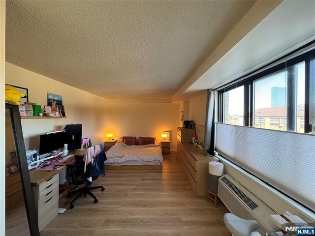 1590 Anderson Avenue 2F, Fort Lee, NJ 07024