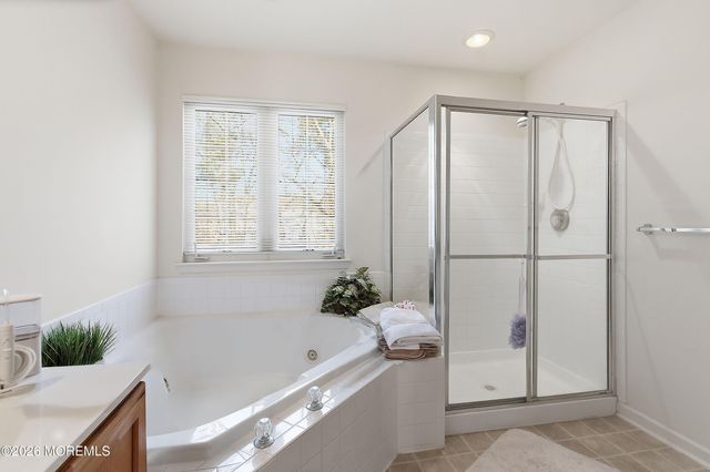 15 Benjamin Court, Barnegat, NJ 08005