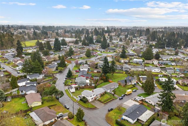 22804 105th Place SE, Kent, WA 98031