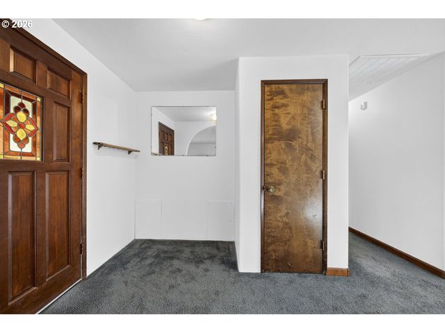 1521 RANCH Rd, Reedsport, OR 97467