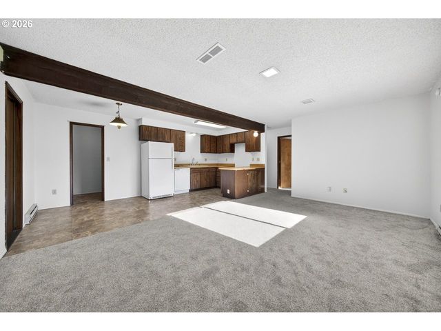 1521 RANCH Rd, Reedsport, OR 97467