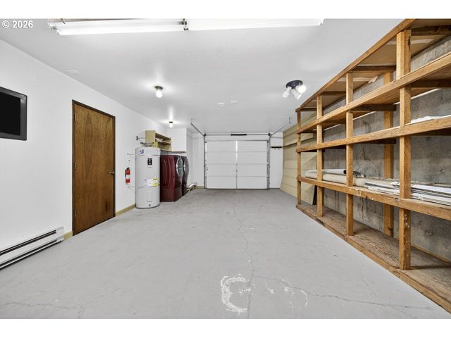 1521 RANCH Rd, Reedsport, OR 97467