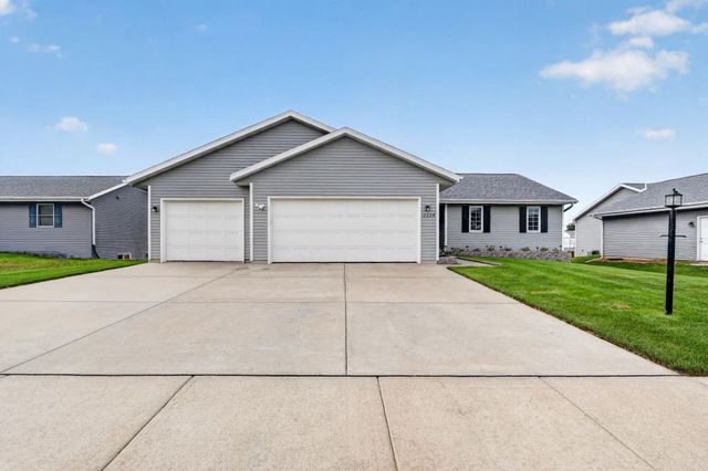 2524 S Terrace Street, Janesville, WI 53546