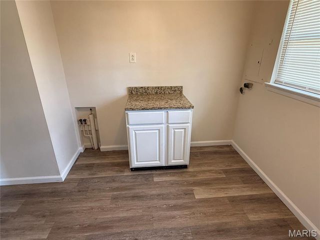 651 Southwell Lane, Florissant, MO 63031