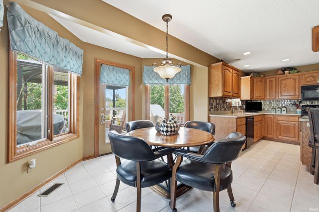 6116 Treasure Cove, Fort Wayne, IN 46835