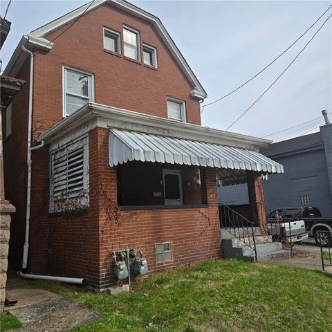 1354 5th Ave, Arnold, PA 15068