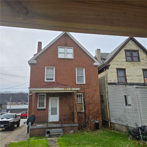 1354 5th Ave, Arnold, PA 15068