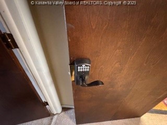 58 Old Main Plaza, St Albans, WV 25177