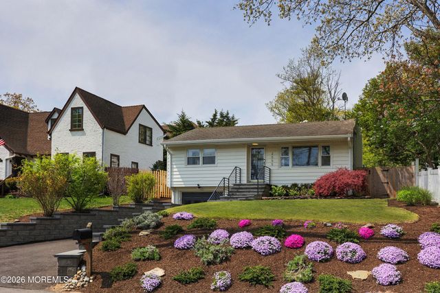 2555 Algonkin Trail, Manasquan, NJ 08736