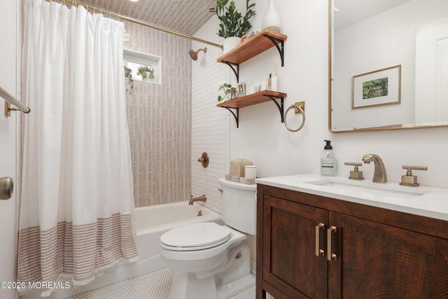 2555 Algonkin Trail, Manasquan, NJ 08736