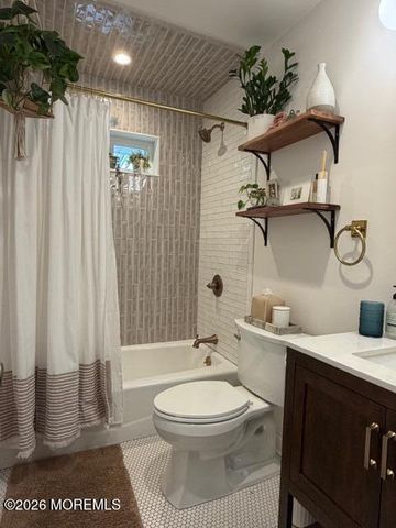 2555 Algonkin Trail, Manasquan, NJ 08736