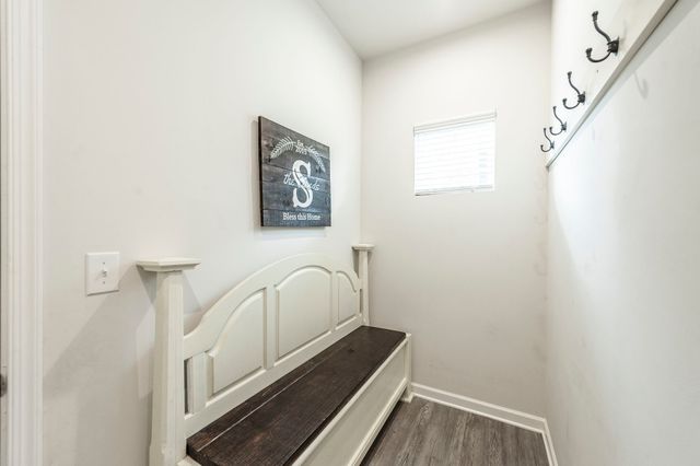 269 Grassy Glen Dr, Gallatin, TN 37066