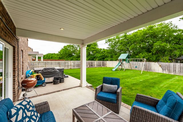 269 Grassy Glen Dr, Gallatin, TN 37066