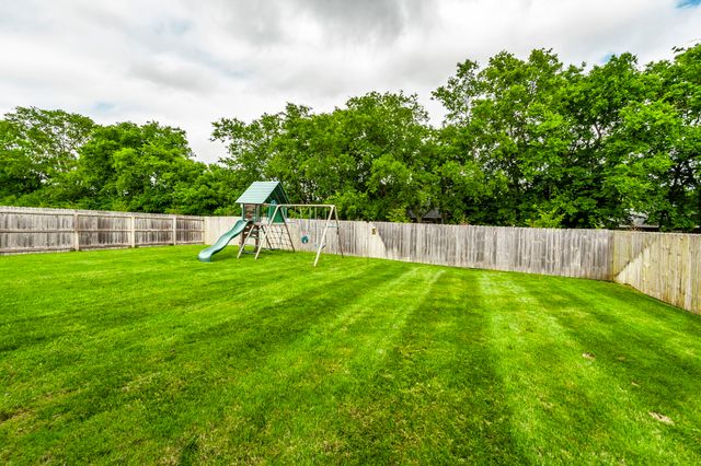 269 Grassy Glen Dr, Gallatin, TN 37066