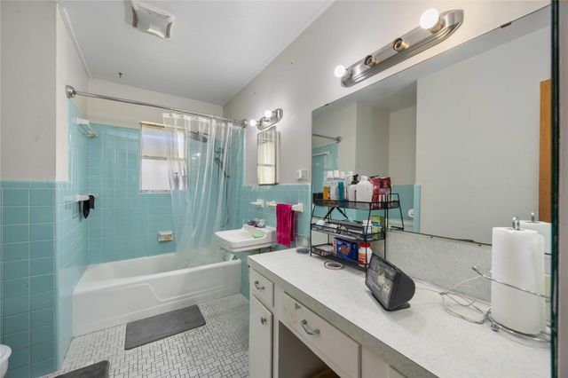 615 Massey Tompkins Road, Baytown, TX 77521