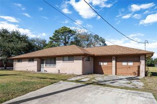 615 Massey Tompkins Road, Baytown, TX 77521