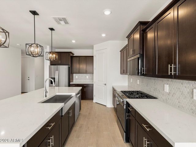 3870 N PATRIOT Way, Florence, AZ 85132