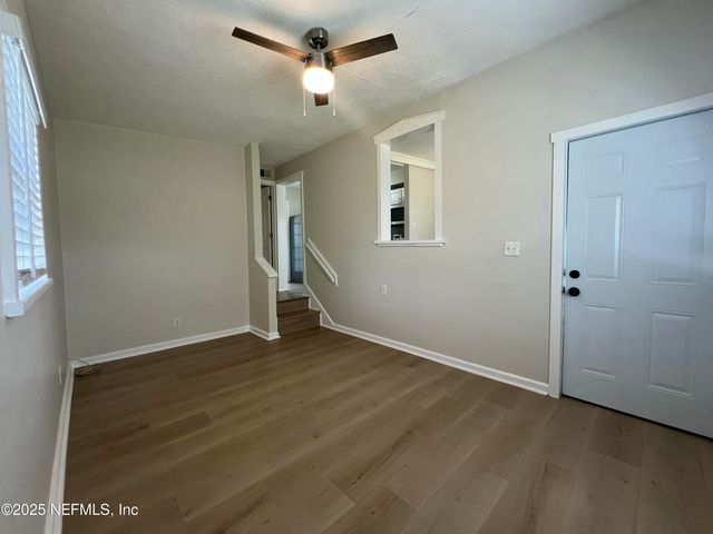 13603 LYLE Road, Jacksonville, FL 32218