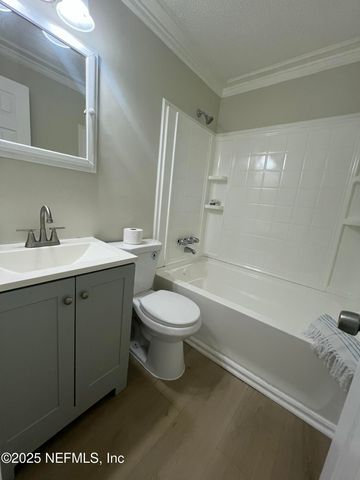 13603 LYLE Road, Jacksonville, FL 32218