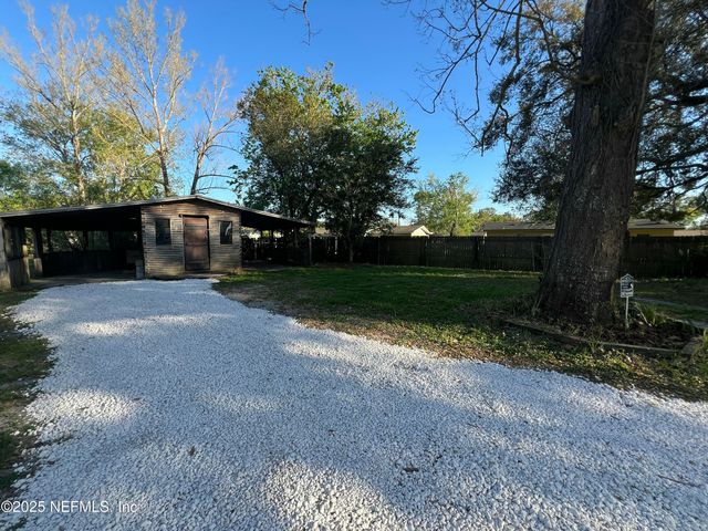 13603 LYLE Road, Jacksonville, FL 32218