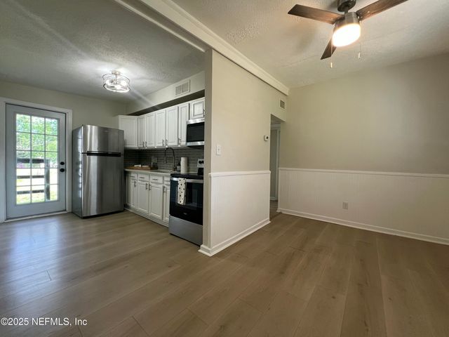 13603 LYLE Road, Jacksonville, FL 32218