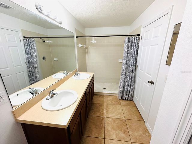 1500 KAYUNI DRIVE, Mascotte, FL 34753