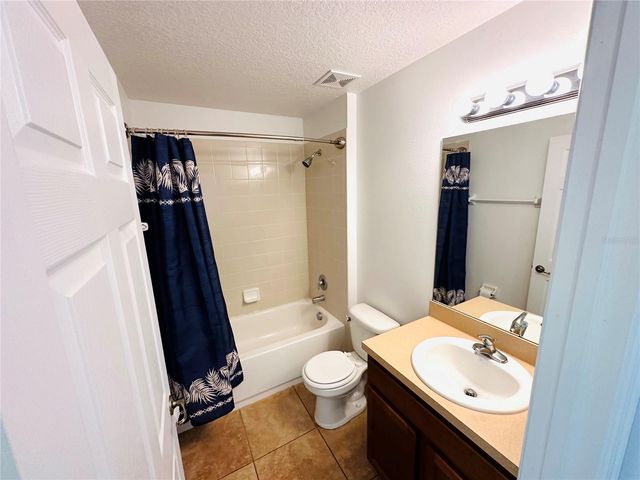 1500 KAYUNI DRIVE, Mascotte, FL 34753