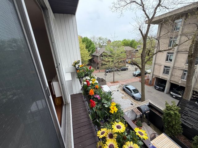 12 Inman St. 23, Cambridge, MA 02139