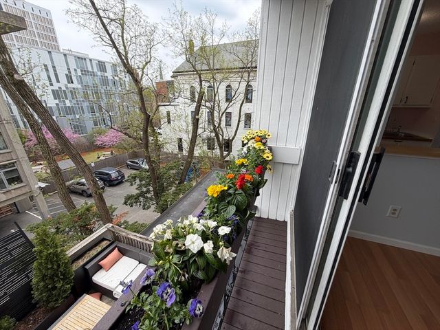 12 Inman St. 23, Cambridge, MA 02139