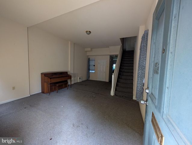 1607 N 18TH ST, Philadelphia, PA 19121