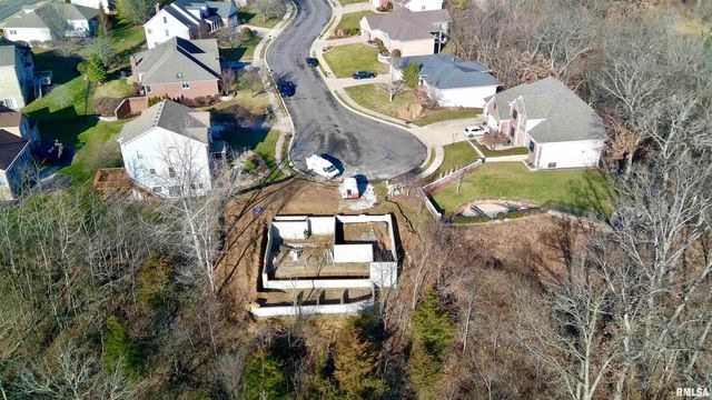4100 W VISTARIDGE Court, Peoria, IL 61615