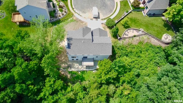 4100 W VISTARIDGE Court, Peoria, IL 61615