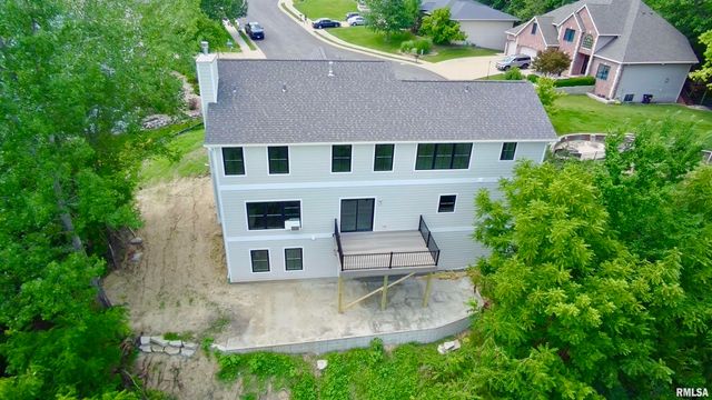 4100 W VISTARIDGE Court, Peoria, IL 61615