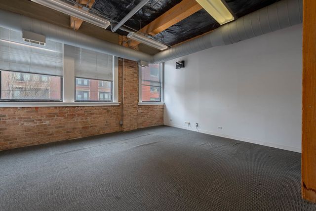921 W Van Buren Street 2D, Chicago, IL 60607
