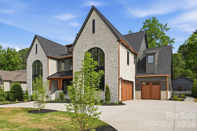 6133 Creola Road, Charlotte, NC 28270