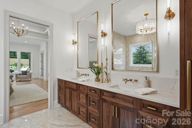 6133 Creola Road, Charlotte, NC 28270