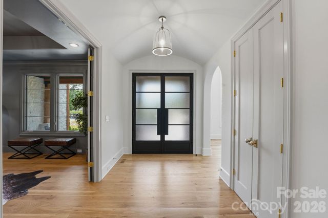 6133 Creola Road, Charlotte, NC 28270