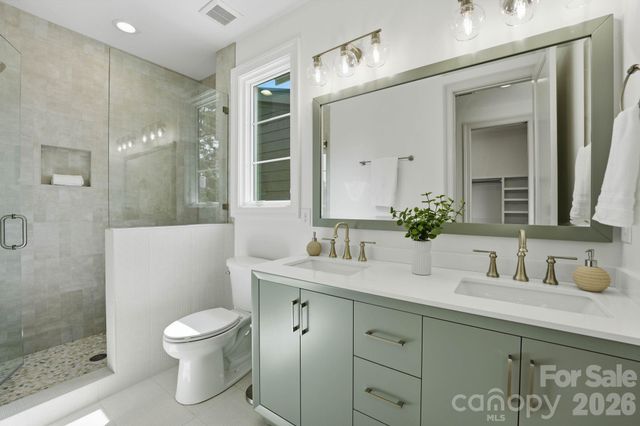 6133 Creola Road, Charlotte, NC 28270