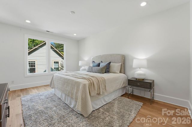 6133 Creola Road, Charlotte, NC 28270