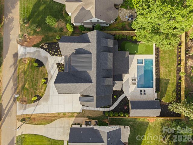 6133 Creola Road, Charlotte, NC 28270