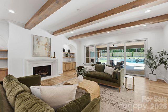 6133 Creola Road, Charlotte, NC 28270