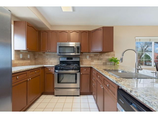 5102 W 11th St, Greeley, CO 80634